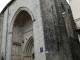 l'entrée de l'église Sainte Marie