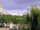 le village vu du canal du Midi