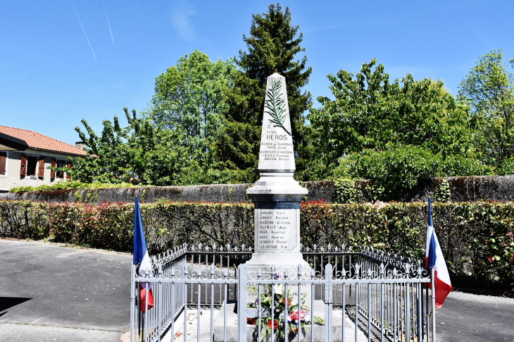 Monument-aux-Morts - Les Tourreilles