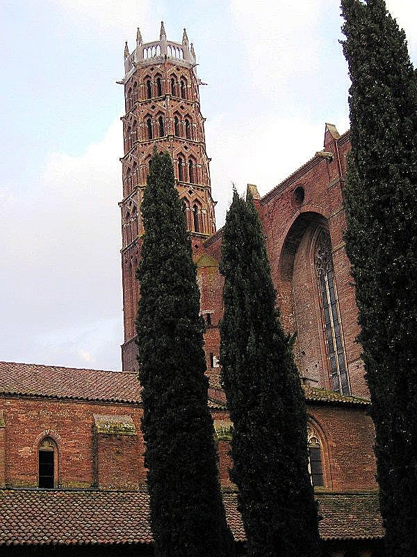 Le clocher de la basilique Saint Sernin - Toulouse