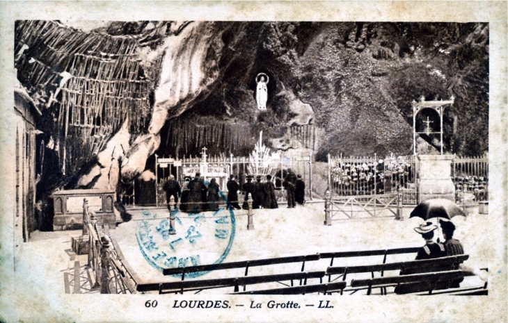 La Grotte, vers 1923 (carte postale ancienne). - Lourdes
