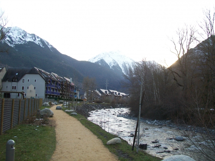 Promenade le long de la neste - Vielle-Aure