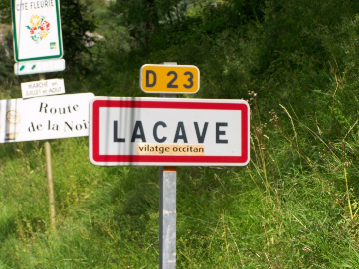 La Cave  Commune de Souillac ( Lot )