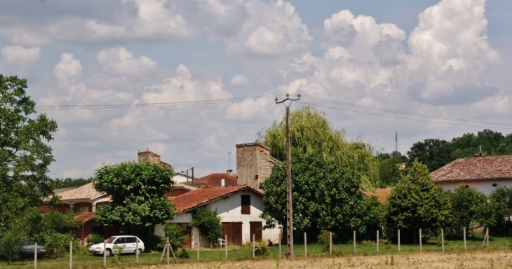 Le Village - Moissac
