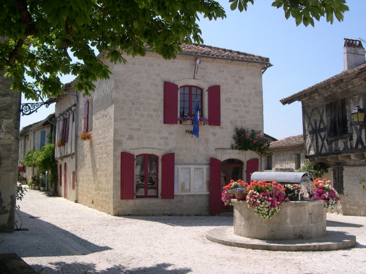 Mairie de Montjoi