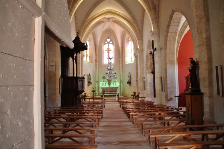 église St Martin - Montjoi