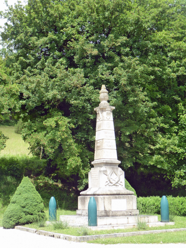 Le monument aux morts - Touffailles