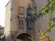 l'entrée du château mairie