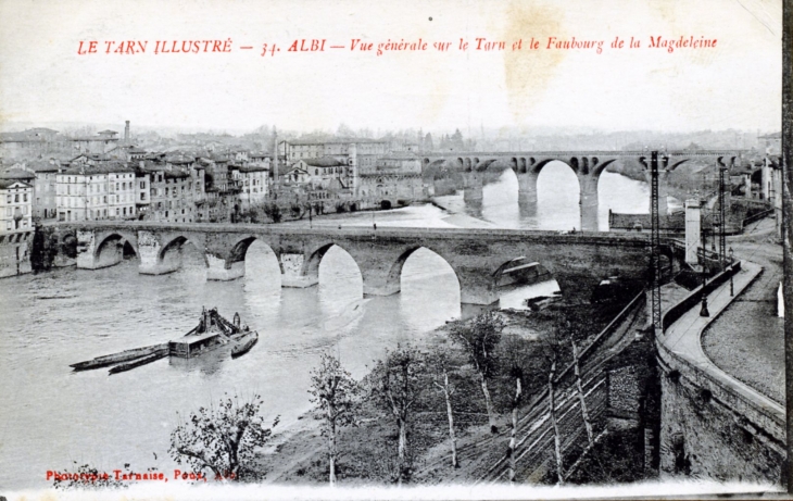 Vue générale sur le Tarn et le faubourg de la Magdeleine, vers 1920 (carte postale ancienne). - Albi