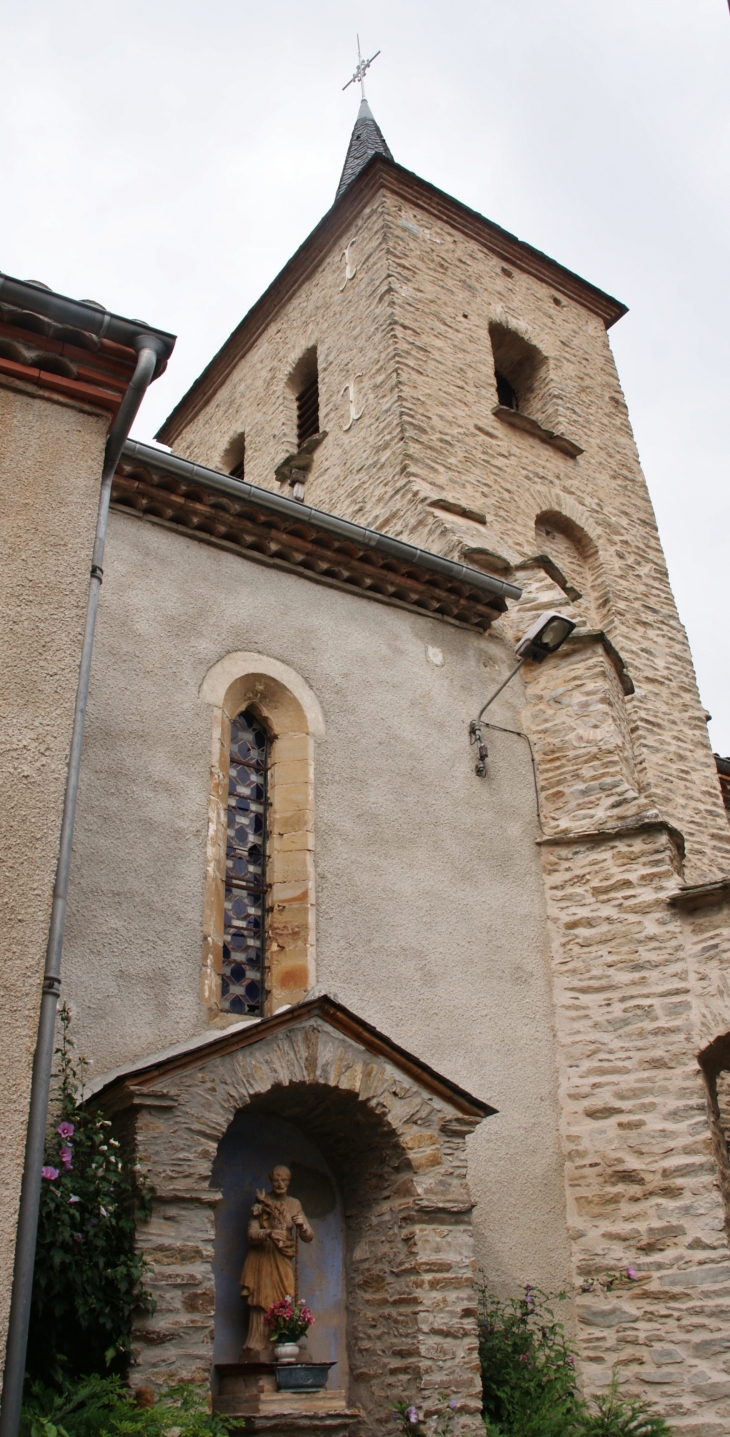 ...Eglise Saint-Pierre - Ambialet