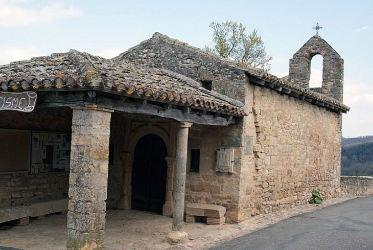 La chapelle abritant l'office de tourisme - Puycelci