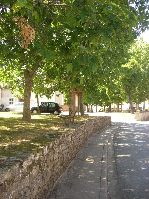 Place de l'église - Sérénac