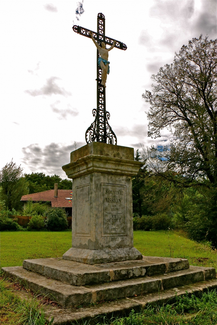 Croix de mission 1869 - Vaour