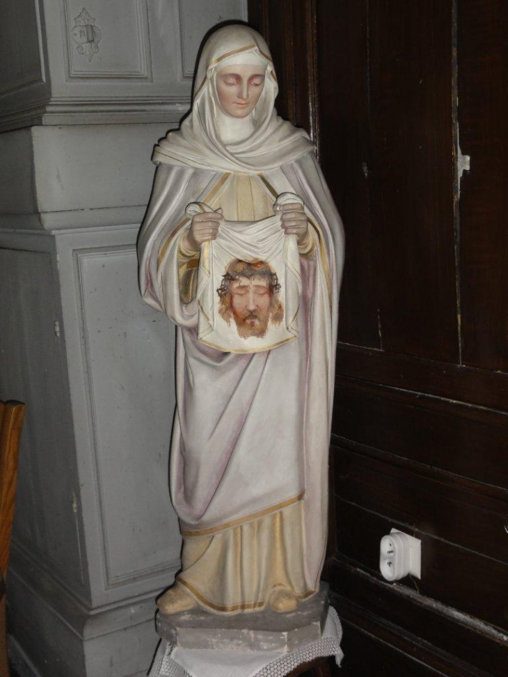Bachant (59138) église, statue Ste Véronique