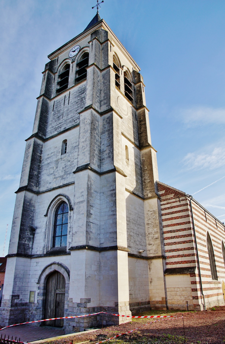 //église Saint-Médard  - Camphin-en-Carembault
