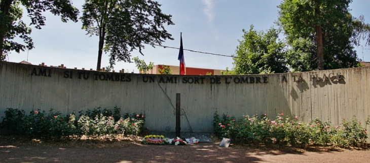 Monument-aux-Morts - Denain