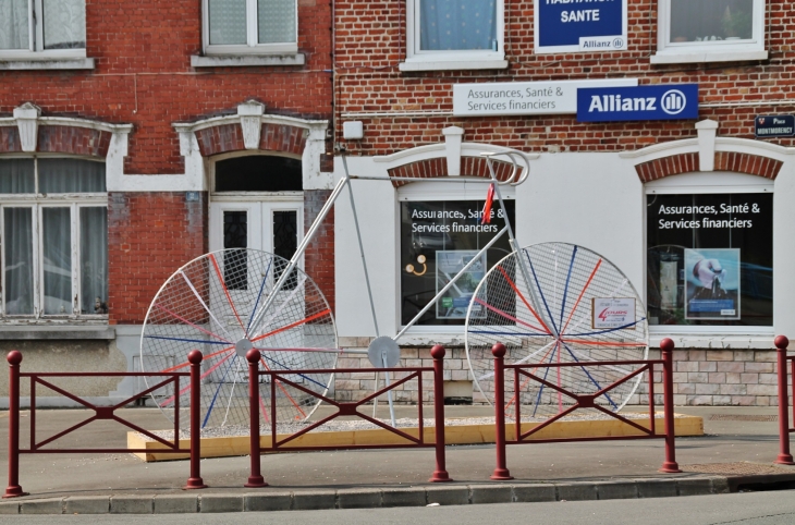 Vélo-Déco a l'occasion des quatre jours cycliste de Dunkerque  - Estaires