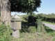 Floyon (59219) croix et chapelles: chapelle (potale) chemin de la Houssoye