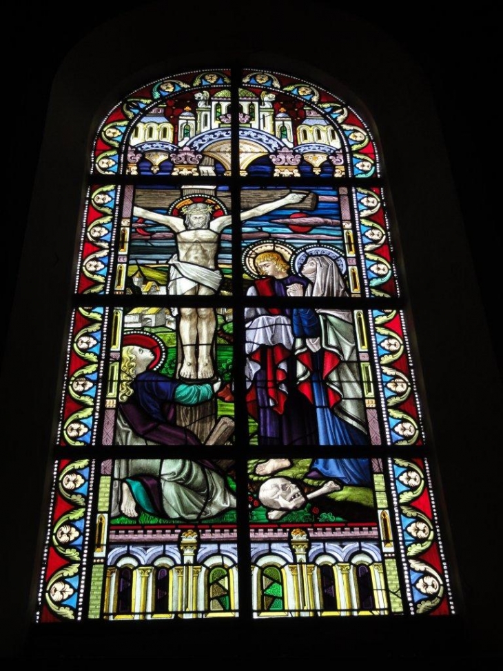 Jeumont (59460) vitrail église Saint Martin: Crucifixion
