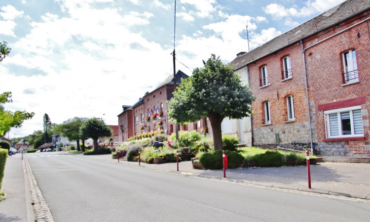 La Commune - Locquignol