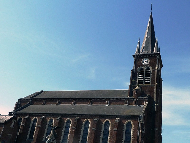 L'église - Poix-du-Nord