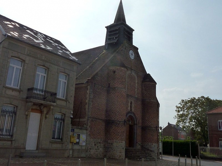 Vers l'église - Poix-du-Nord