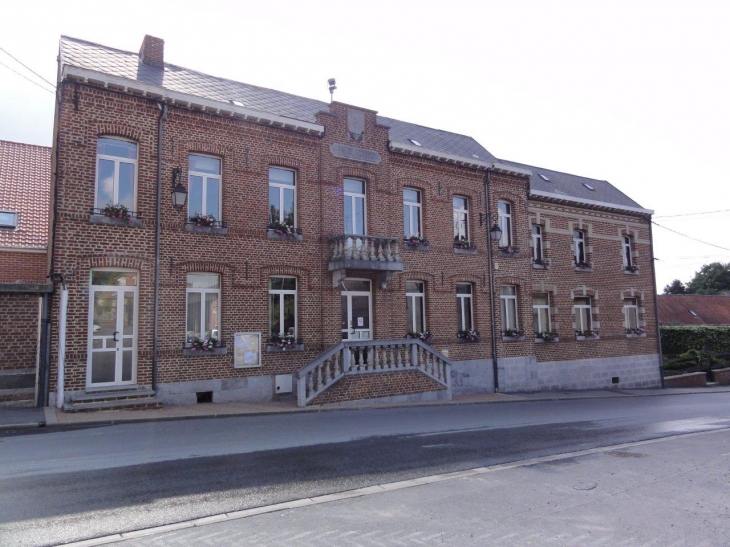Poix-du-Nord (59218) la mairie