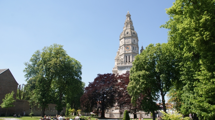*Tour Abbatiale et son Musée haute de 82 Mètres datant du 17 Em Siècle ( Parc de L'Abbaye ) - Saint-Amand-les-Eaux