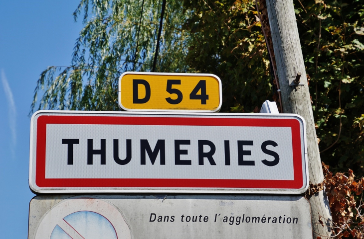  - Thumeries