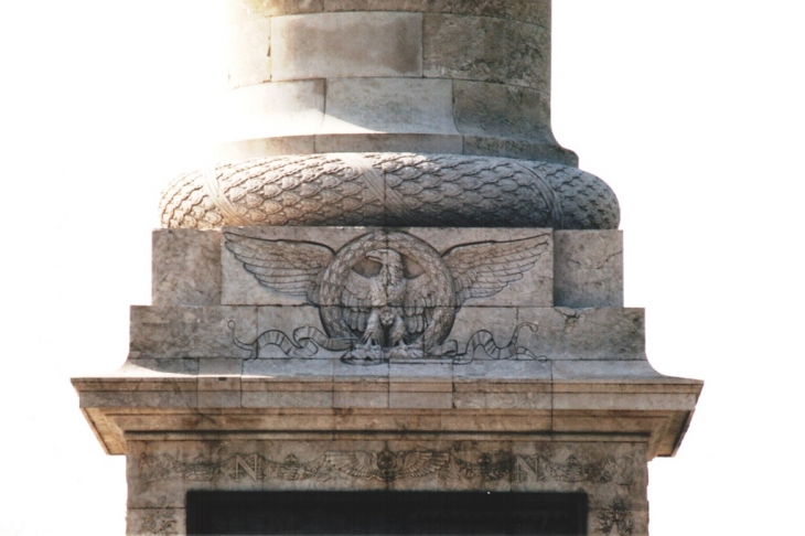 Sculpture de la colonne Napoléon - Boulogne-sur-Mer