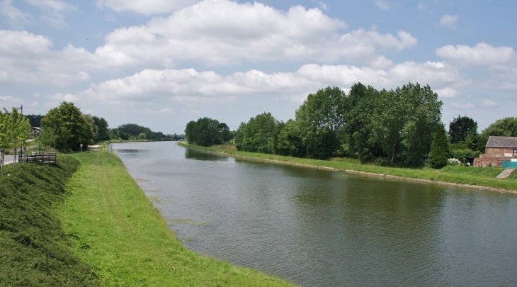 Le Canal - Cuinchy