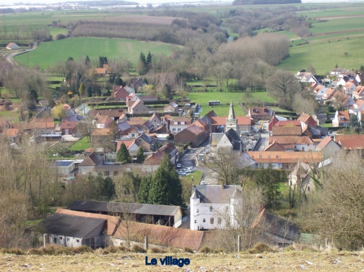 Elnes Le village