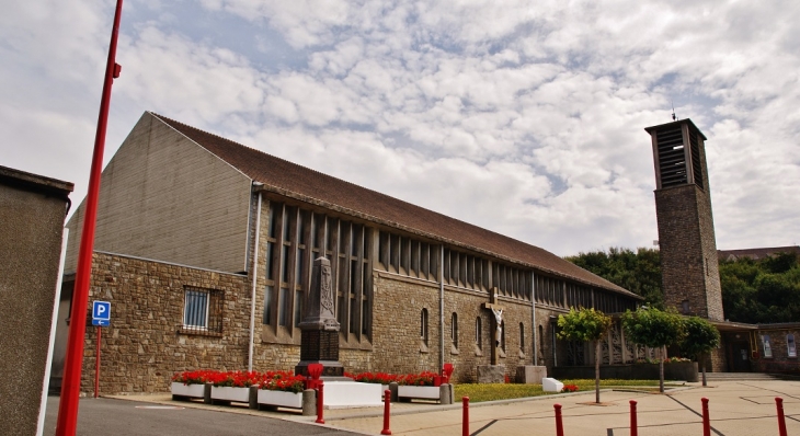 église St Pierre - Équihen-Plage