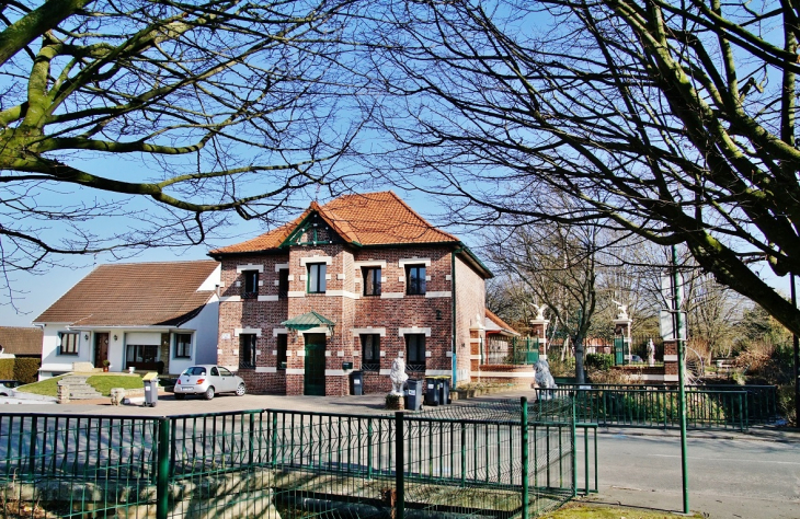 La Commune - Fouquières-lès-Béthune