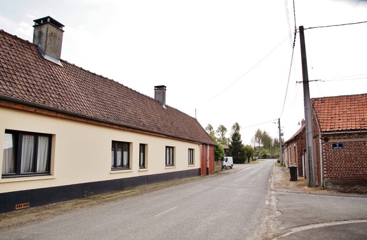 Le Village - Herly