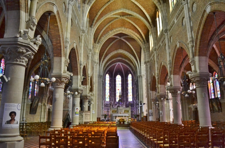 église Saint-Vaast - Laventie