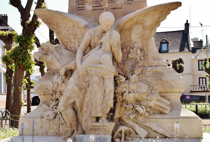 Monument-aux-Morts  ( Détail ) - Montreuil