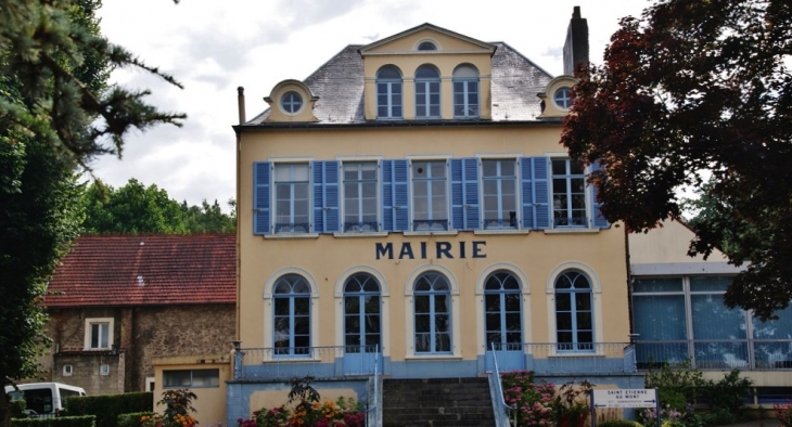 La Mairie - Saint-Étienne-au-Mont