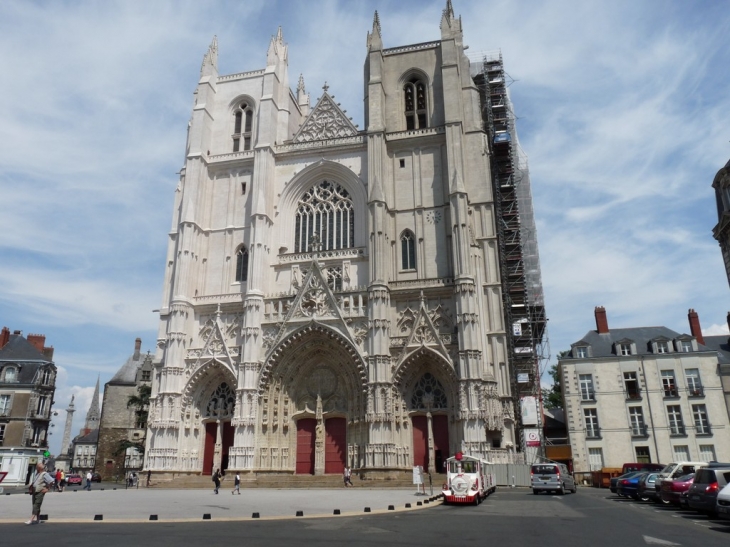 La-cathedrale-saint-pierre-et-saint-paul - Nantes