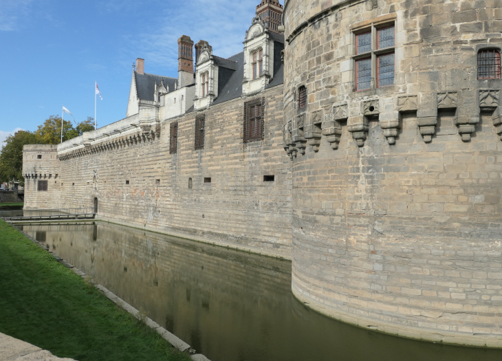 Château : tour de la Rivière et tour du Port - Nantes