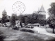 Le château, vu de la route de Sainte-Marie, vers 1906 (carte postale ancienne).