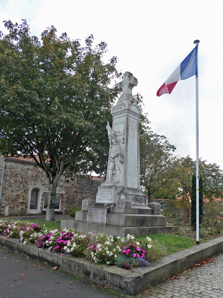 Le monument aux morts - Touvois