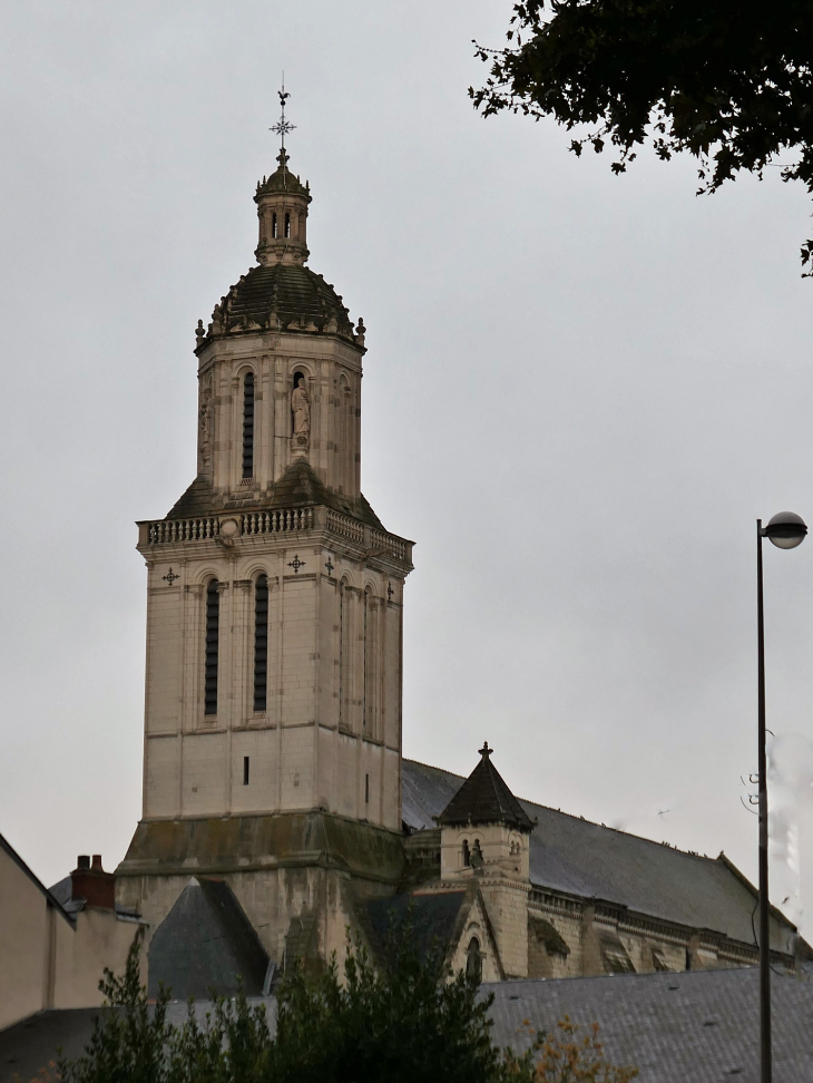 Quartier dela Doutre : église dela Trinité - Angers