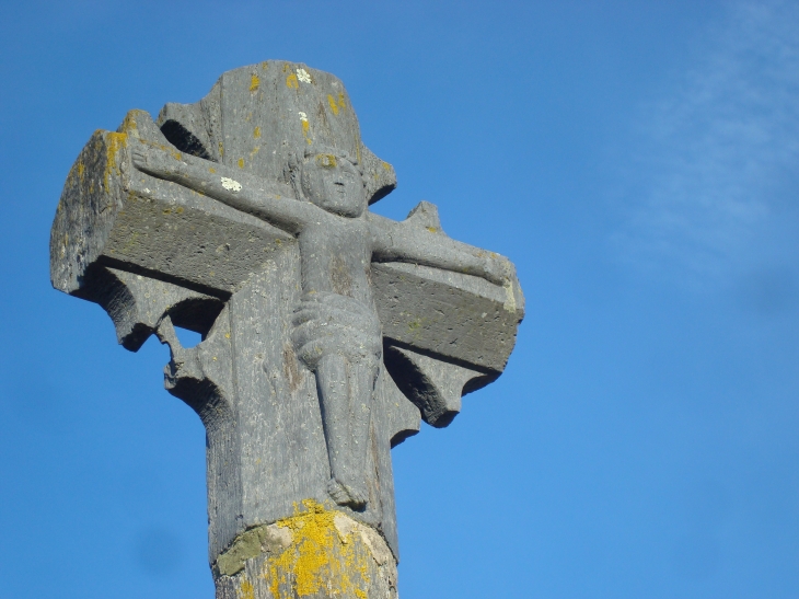 Croix du cimetière (schiste ardoisier) - Cherré