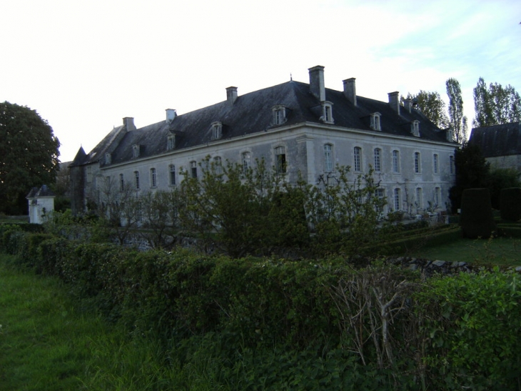 Abbaye de la boissiere - Dénezé-sous-le-Lude