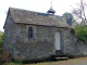 Chapelle, proche du cimetière.