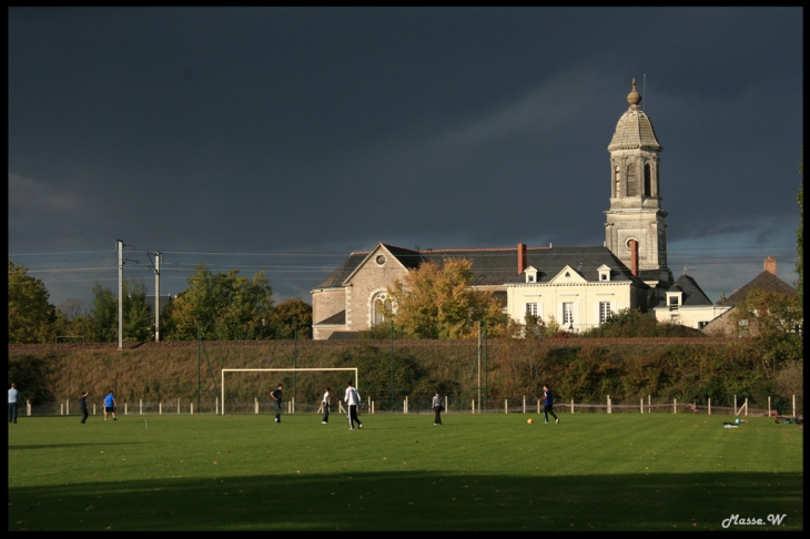 Terrain de Football - Saint-Germain-des-Prés
