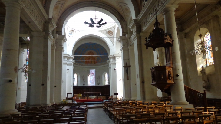  L'église de la Madeleine - Segré