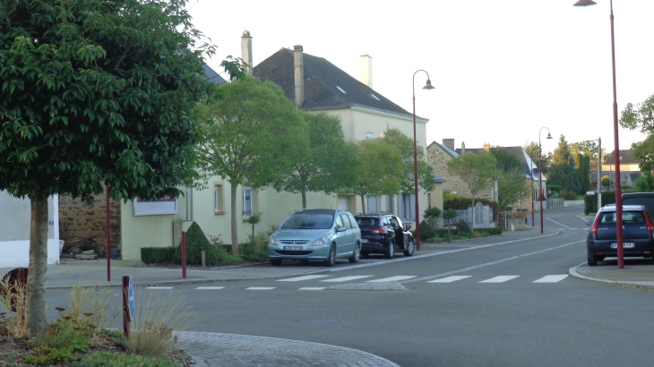 L'une des rues du village - Arquenay