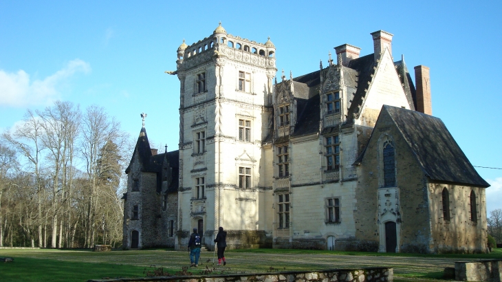 Château de Saint-Ouen (XVIè siècle)Pierre et tuffeau. - Chemazé